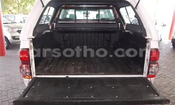 Acheter Occasion Voiture Toyota Hilux Blanc à Maseru, Maseru Acheter Occasion Voiture Toyota Hilux Blanc à Maseru, Maseru