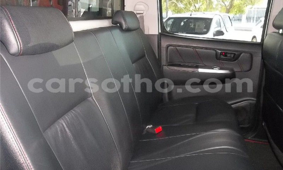 Acheter Occasion Voiture Toyota Hilux Blanc à Maseru, Maseru Acheter Occasion Voiture Toyota Hilux Blanc à Maseru, Maseru