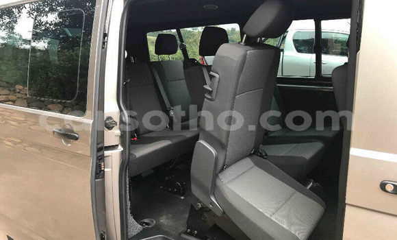 Buy Used Volkswagen Transporter Silver Car in Maseru in Maseru Buy Used Volkswagen Transporter Silver Car in Maseru in Maseru