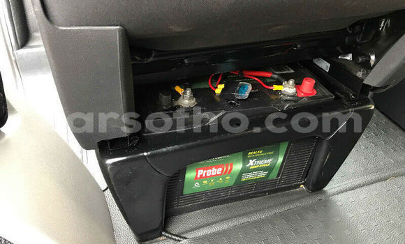 Buy Used Volkswagen Transporter Silver Car in Maseru in Maseru Buy Used Volkswagen Transporter Silver Car in Maseru in Maseru