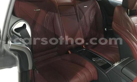 Sayi Na hannu Mercedes-Benz AMG GLE White Mota in Hlotse a Leribe Sayi Na hannu Mercedes-Benz AMG GLE White Mota in Hlotse a Leribe