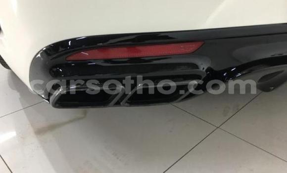 Sayi Na hannu Mercedes-Benz AMG GLE White Mota in Hlotse a Leribe Sayi Na hannu Mercedes-Benz AMG GLE White Mota in Hlotse a Leribe