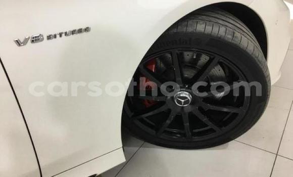 Sayi Na hannu Mercedes-Benz AMG GLE White Mota in Hlotse a Leribe Sayi Na hannu Mercedes-Benz AMG GLE White Mota in Hlotse a Leribe