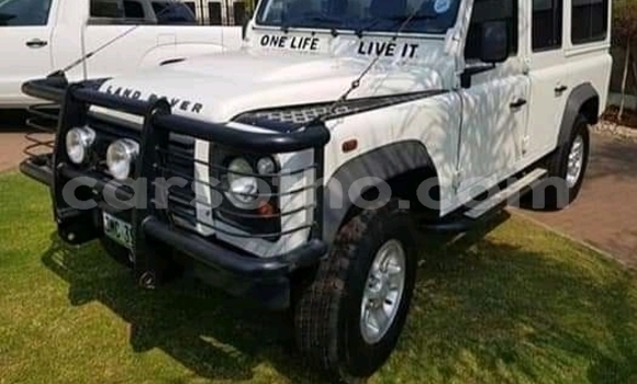Acheter Occasion Voiture Land Rover Defender Blanc à Butha Buthe, Butha-Buthe Acheter Occasion Voiture Land Rover Defender Blanc à Butha Buthe, Butha-Buthe