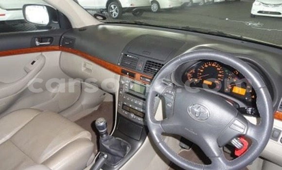 Sayi Na hannu Toyota Avensis White Mota in Maseru a Maseru Sayi Na hannu Toyota Avensis White Mota in Maseru a Maseru