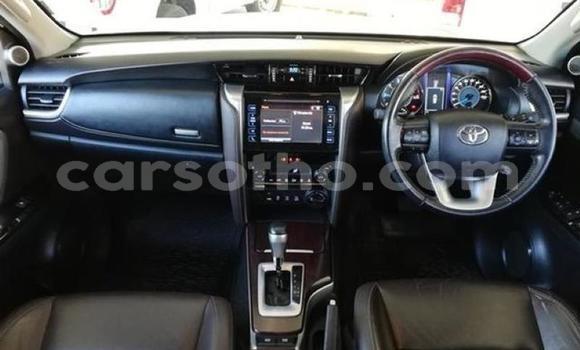 Buy Used Toyota Fortuner White Car in Maseru in Maseru Buy Used Toyota Fortuner White Car in Maseru in Maseru