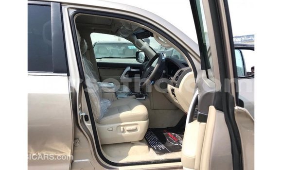 Buy Import Toyota Land Cruiser Other Car in Import - Dubai in Maseru Buy Import Toyota Land Cruiser Other Car in Import - Dubai in Maseru