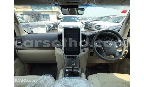 Buy Import Toyota Land Cruiser Other Car in Import - Dubai in Maseru Buy Import Toyota Land Cruiser Other Car in Import - Dubai in Maseru
