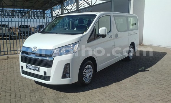 اشتري مستعمل Toyota Hiace Silver سيارة في Maseru في Maseru اشتري مستعمل Toyota Hiace Silver سيارة في Maseru في Maseru