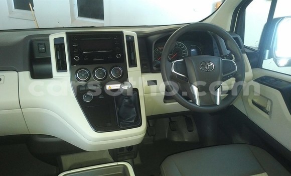 اشتري مستعمل Toyota Hiace Silver سيارة في Maseru في Maseru اشتري مستعمل Toyota Hiace Silver سيارة في Maseru في Maseru