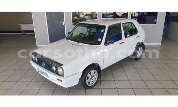 Acheter Occasion Voiture Volkswagen Golf Blanc à Maputsoa, Leribe Acheter Occasion Voiture Volkswagen Golf Blanc à Maputsoa, Leribe