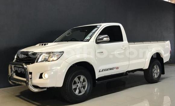 اشتري مستعمل Toyota Hilux White سيارة في Maseru في Maseru اشتري مستعمل Toyota Hilux White سيارة في Maseru في Maseru