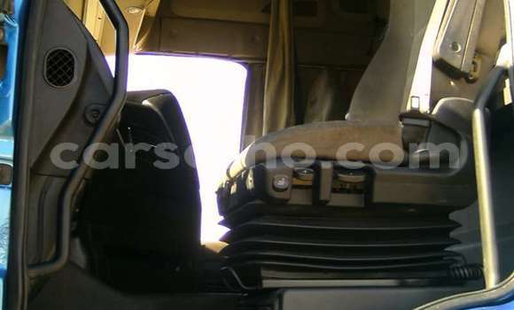 Acheter Occasion Utilitaire Iveco Cargo Bleu à Butha–Buthe, Thaba-Tseka Acheter Occasion Utilitaire Iveco Cargo Bleu à Butha–Buthe, Thaba-Tseka