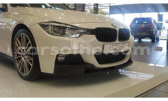 اشتري مستعمل BMW 3–Series White سيارة في Maputsoe في Leribe اشتري مستعمل BMW 3–Series White سيارة في Maputsoe في Leribe