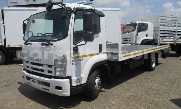 اشتري مستعمل Isuzu TF (Pickup) White سيارة في Maseru في Maseru اشتري مستعمل Isuzu TF (Pickup) White سيارة في Maseru في Maseru