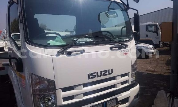 اشتري مستعمل Isuzu TF (Pickup) White سيارة في Maseru في Maseru اشتري مستعمل Isuzu TF (Pickup) White سيارة في Maseru في Maseru