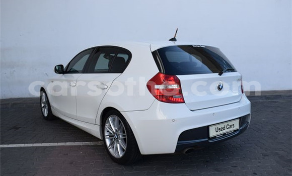 Acheter Occasion Voiture BMW 1er Blanc à Maseru, Maseru Acheter Occasion Voiture BMW 1er Blanc à Maseru, Maseru