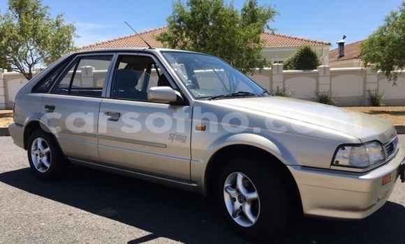 Acheter Occasion Voiture Mazda 323 Gris à Maseru, Maseru Acheter Occasion Voiture Mazda 323 Gris à Maseru, Maseru
