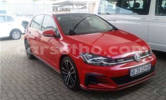 Sayi Na hannu Volkswagen Golf Plus Red Mota in Maseru a Maseru Sayi Na hannu Volkswagen Golf Plus Red Mota in Maseru a Maseru