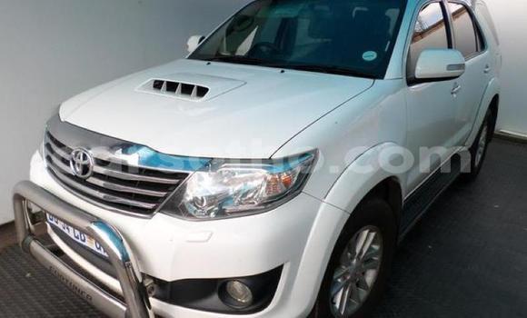 Acheter Occasion Voiture Toyota Fortuner Autre à Maputsoa, Leribe Acheter Occasion Voiture Toyota Fortuner Autre à Maputsoa, Leribe