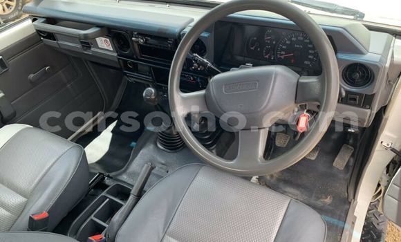 اشتري مستعمل Toyota Land Cruiser White سيارة في Maseru في Maseru اشتري مستعمل Toyota Land Cruiser White سيارة في Maseru في Maseru
