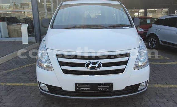 Sayi Na hannu Hyundai H1 White Mota in Butha Buthe a Butha-Buthe Sayi Na hannu Hyundai H1 White Mota in Butha Buthe a Butha-Buthe