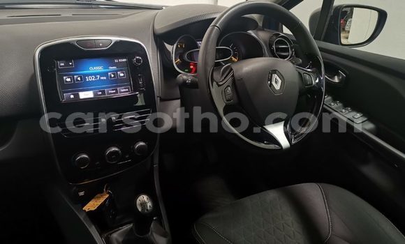 Acheter Occasion Voiture Renault Clio Bleu à Peka, Leribe Acheter Occasion Voiture Renault Clio Bleu à Peka, Leribe