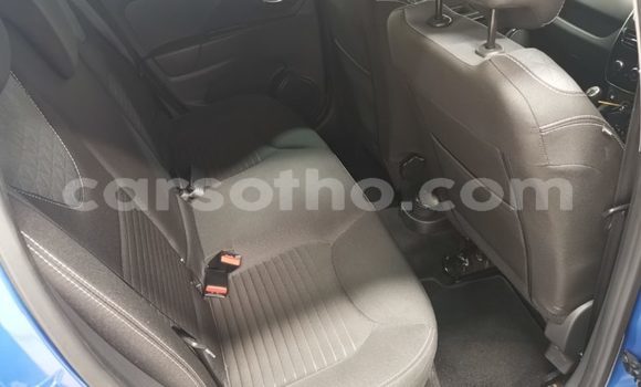 Acheter Occasion Voiture Renault Clio Bleu à Peka, Leribe Acheter Occasion Voiture Renault Clio Bleu à Peka, Leribe