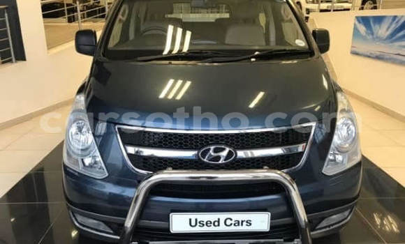 Acheter Occasion Voiture Hyundai H1 Gris à Maputsoe, Leribe Acheter Occasion Voiture Hyundai H1 Gris à Maputsoe, Leribe
