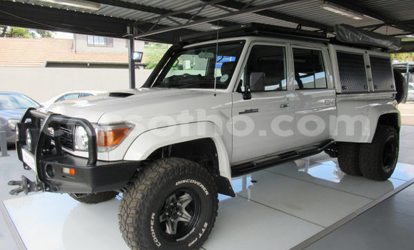 Sayi Na hannu Toyota Land Cruiser Prado Other Mota in Maputsoa a Leribe Sayi Na hannu Toyota Land Cruiser Prado Other Mota in Maputsoa a Leribe