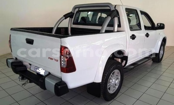 Acheter Occasion Voiture Isuzu KB Blanc à Maputsoe, Leribe Acheter Occasion Voiture Isuzu KB Blanc à Maputsoe, Leribe