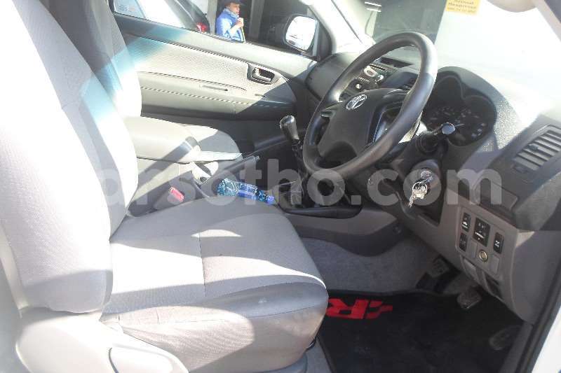 Big with watermark toyota hilux single cab hilux 2 4 gd 6 sr 4x4 p u s c 2011 id 61617769 type main 2 