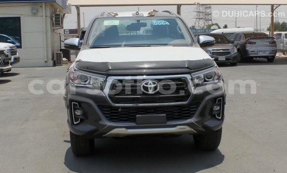 اشتري Imported Toyota Hilux Black سيارة في Import - Dubai في Maseru اشتري Imported Toyota Hilux Black سيارة في Import - Dubai في Maseru