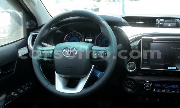 اشتري Imported Toyota Hilux Black سيارة في Import - Dubai في Maseru اشتري Imported Toyota Hilux Black سيارة في Import - Dubai في Maseru
