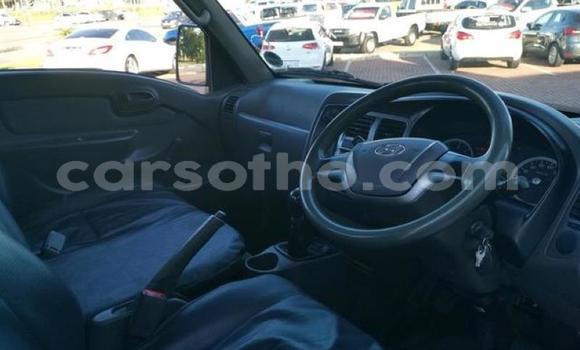 Acheter Occasion Voiture Hyundai H1 Blanc à Maputsoe, Leribe Acheter Occasion Voiture Hyundai H1 Blanc à Maputsoe, Leribe