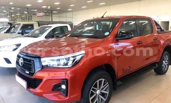 Buy Used Toyota Hilux Beige Car in Maseru in Maseru Buy Used Toyota Hilux Beige Car in Maseru in Maseru