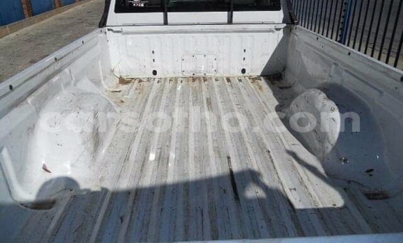 Acheter Occasion Voiture Isuzu KB Blanc à Hlotse, Leribe Acheter Occasion Voiture Isuzu KB Blanc à Hlotse, Leribe