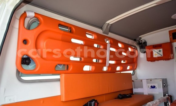 Acheter Neuf Voiture Toyota Land Cruiser Blanc à Butha Buthe, Butha-Buthe Acheter Neuf Voiture Toyota Land Cruiser Blanc à Butha Buthe, Butha-Buthe