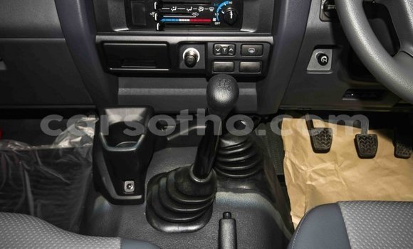 Acheter Neuf Voiture Toyota Land Cruiser Blanc à Butha Buthe, Butha-Buthe Acheter Neuf Voiture Toyota Land Cruiser Blanc à Butha Buthe, Butha-Buthe