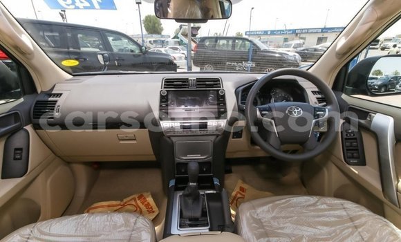 Acheter Neuf Voiture Toyota Prado Noir à Butha Buthe, Butha-Buthe Acheter Neuf Voiture Toyota Prado Noir à Butha Buthe, Butha-Buthe