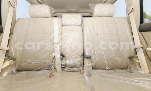 Acheter Neuf Voiture Toyota Prado Noir à Butha Buthe, Butha-Buthe Acheter Neuf Voiture Toyota Prado Noir à Butha Buthe, Butha-Buthe