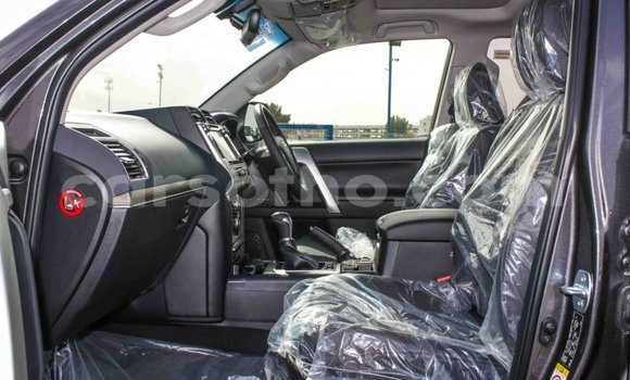 Acheter Neuf Voiture Toyota Prado Noir à Butha Buthe, Butha-Buthe Acheter Neuf Voiture Toyota Prado Noir à Butha Buthe, Butha-Buthe