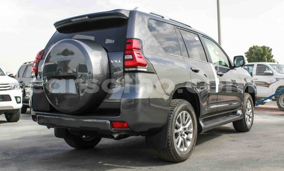 Acheter Neuf Voiture Toyota Prado Noir à Butha Buthe, Butha-Buthe Acheter Neuf Voiture Toyota Prado Noir à Butha Buthe, Butha-Buthe