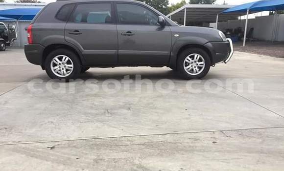 Acheter Occasion Voiture Hyundai Tucson Noir à Maputsoa, Leribe Acheter Occasion Voiture Hyundai Tucson Noir à Maputsoa, Leribe