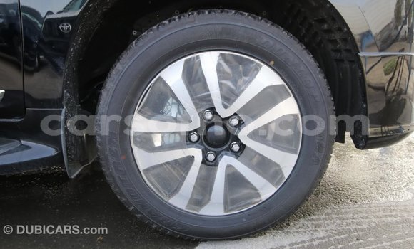 Acheter Import Voiture Toyota Land Cruiser Noir à Import - Dubai, Maseru Acheter Import Voiture Toyota Land Cruiser Noir à Import - Dubai, Maseru