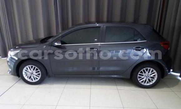 اشتري مستعمل Kia Rio Black سيارة في Maseru في Maseru اشتري مستعمل Kia Rio Black سيارة في Maseru في Maseru