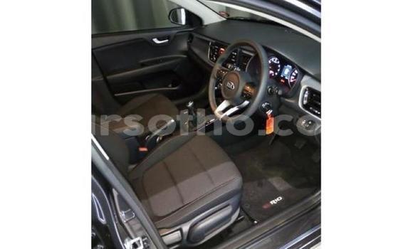 اشتري مستعمل Kia Rio Black سيارة في Maseru في Maseru اشتري مستعمل Kia Rio Black سيارة في Maseru في Maseru