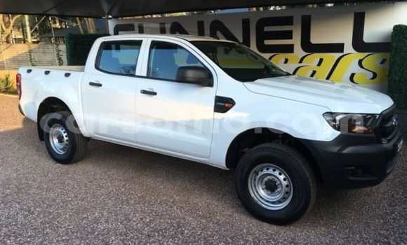 Sayi Na hannu Ford Ranger White Mota in Maseru a Maseru