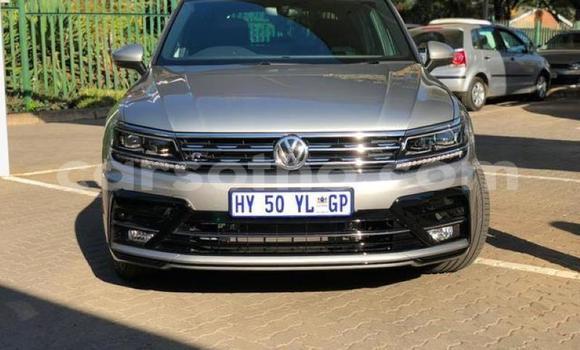 اشتري مستعمل Volkswagen Tiguan Silver سيارة في Maseru في Maseru اشتري مستعمل Volkswagen Tiguan Silver سيارة في Maseru في Maseru