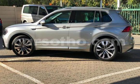 اشتري مستعمل Volkswagen Tiguan Silver سيارة في Maseru في Maseru اشتري مستعمل Volkswagen Tiguan Silver سيارة في Maseru في Maseru